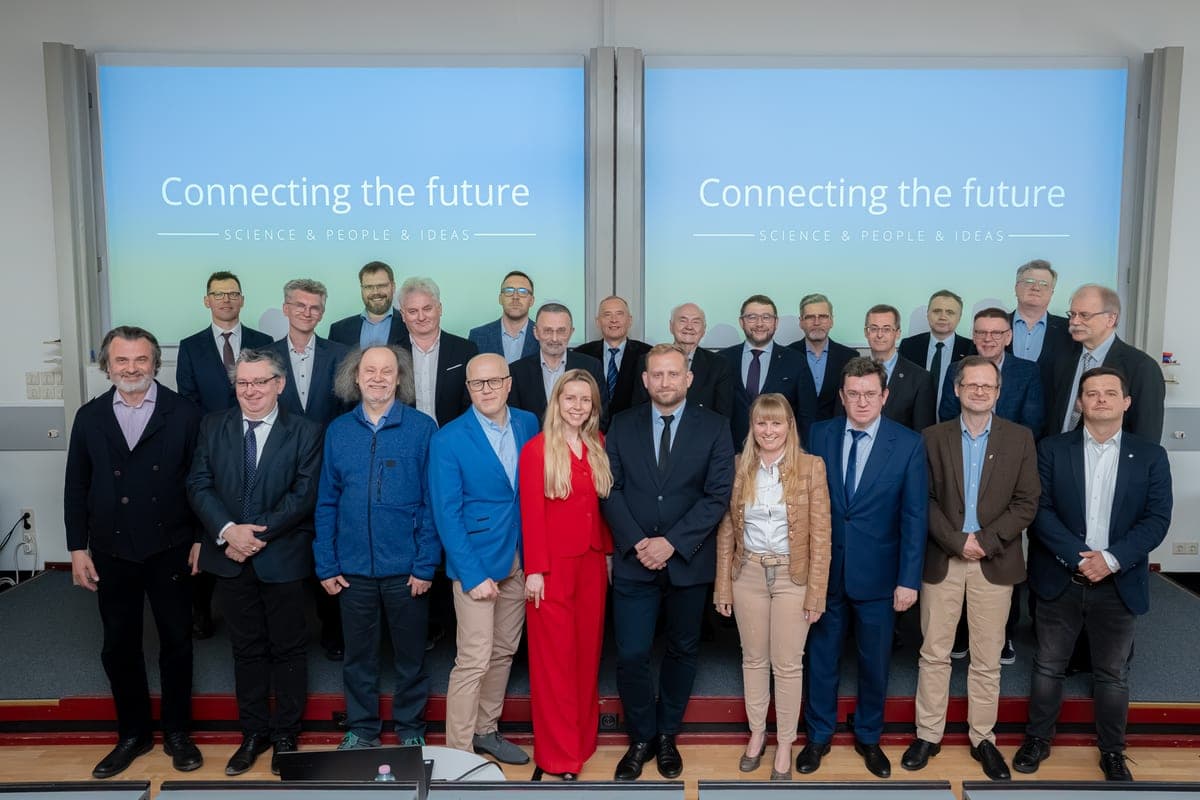 Joanna Szczegielniak podczas inauguracji Fundacji Connecting the Future